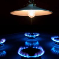 El Gobierno autorizó un nuevo aumento en las tarifas de luz y gas para agosto