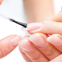 El esmalte milagroso que tenés que preparar para que tus uñas crezcan más fuertes, más sanas y más rápido