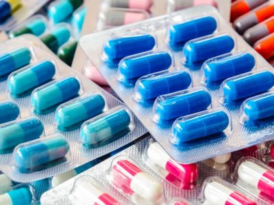 Los medicamentos de venta libre podrán ser exhibidos en las góndolas de las farmacias