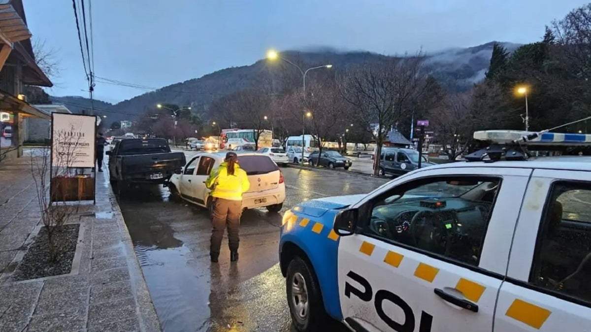 La policía intervino en el lugar del accidente. Fuente: (RSM)