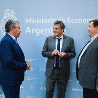 Massa se reunió con Figueroa y Weretilneck, gobernadores electos de Neuquén y Río Negro