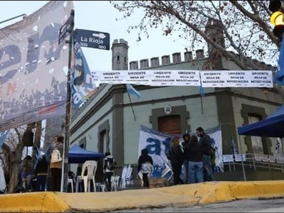 Diputados opositores le solicitaron al Gobierno de Neuquén que abra el diálogo con sindicalistas de ATEN