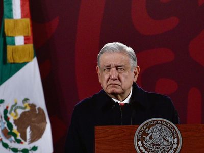 "Ya se pasaron", AMLO llama otra vez a universidades retomar clases presenciales