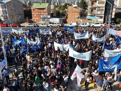 Con un fuerte respaldo político del intendente Mariano Gaido, Figueroa abrió las sesiones en la legislatura