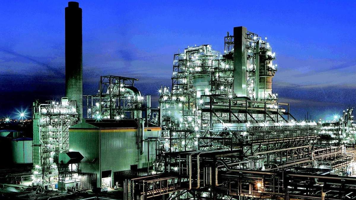 Industria petroquímica (Fuente: Twitter)