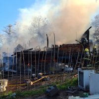 Incendio destruyó una vivienda en el barrio Kaleuche de San Martín de los Andes