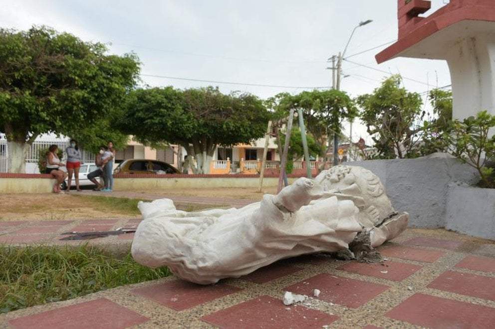 La escultura en el parque del barrio El Silencio, al sur de Barranquilla
