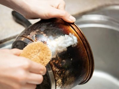Como nuevas: conocé el secreto de las abuelas para recuperar tus ollas quemadas en tiempo récord