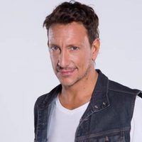 ¡Qué dolor! Nico Vázquez tuvo que suspender la obra por un accidente