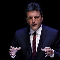 Massa llega a Brasil en búsqueda de aliados para el Frente de Todos