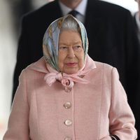 Salieron a desmentirlo: la última noticia de la Reina Isabel en aislamiento