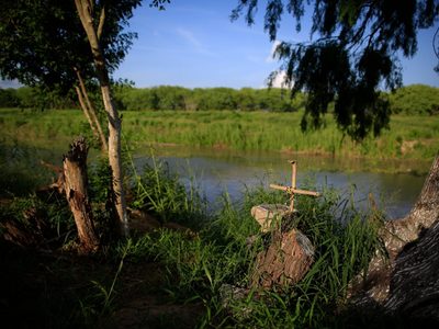 Cuatro personas, incluida una bebé, mueren al cruzar el río Bravo hacia Texas