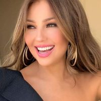 ¡Es otra! Thalía cambió de look en su nuevo videoclip y ¡nadie la reconoce!