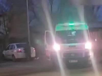 Golpearon a un automovilista que atropelló a dos mujeres; quedó internado y grave