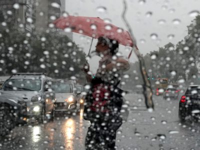 Clima inestable: el AMBA en alerta y 14 provincias afectadas por tormentas y ráfagas de viento
