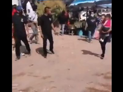 En Xalpatláhuac, Guerrero, disuelven a balazos reunión encabezada por la alcaldesa