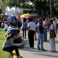 Maestros de Guerrero se suman al paro indefinido del 15 de mayo