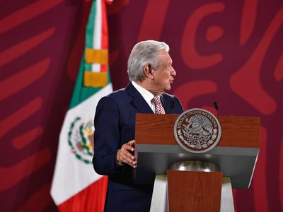 AMLO revela el origen del término "corcholata", comenzó con López Portillo