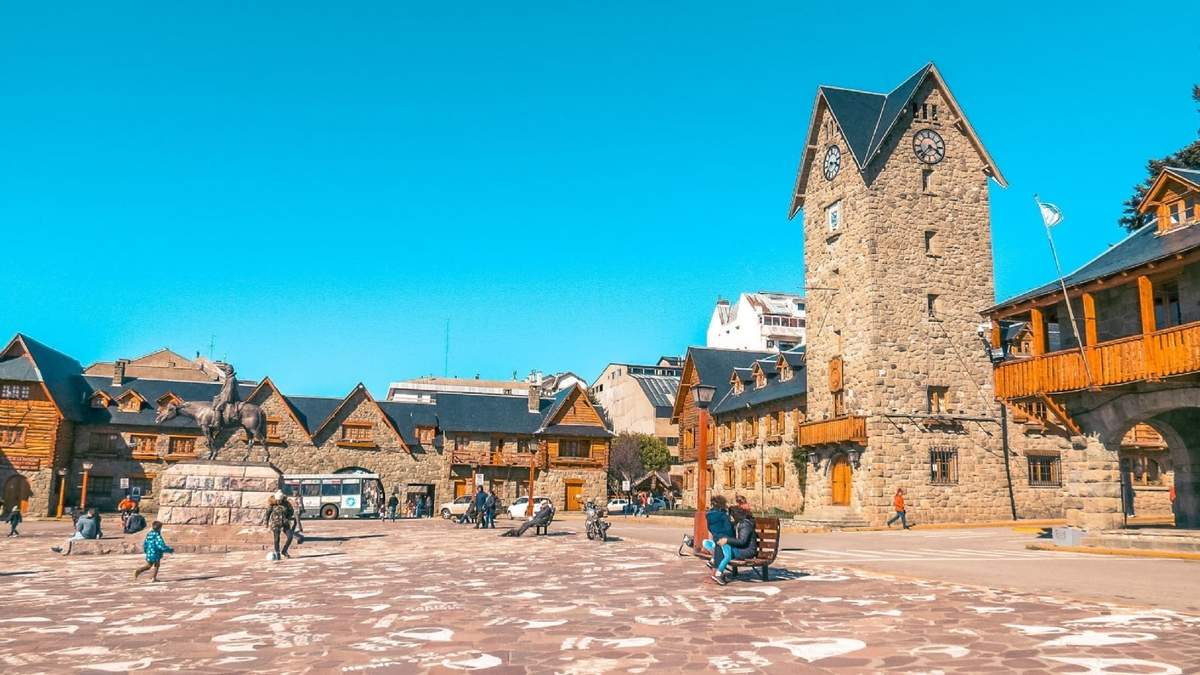 Centro Cívico, Bariloche. Fuente: (Twitter)