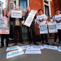 Julian Assange reclama libertad tras resolución de ONU a su favor