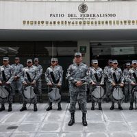 Regalo de cumpleaños: la 4T consuma ley de la Guardia Nacional; opositores denuncian militarización