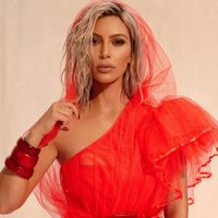 ¡LO DA TODO! Kim Kardashian hizo enloquecer a sus fans con esta hermosa foto entre bastidores...