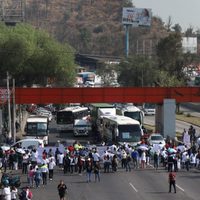 Megamarcha y bloqueos de transportistas y sector salud paralizaron vialidades del Valle de México