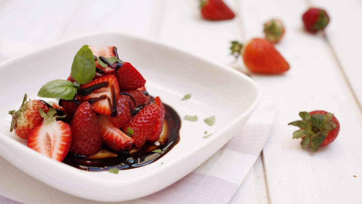 Frutillas con chocolate. Fuente: (Instagram)