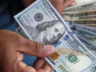 A cuánto cerró el dólar en el inicio de 2023