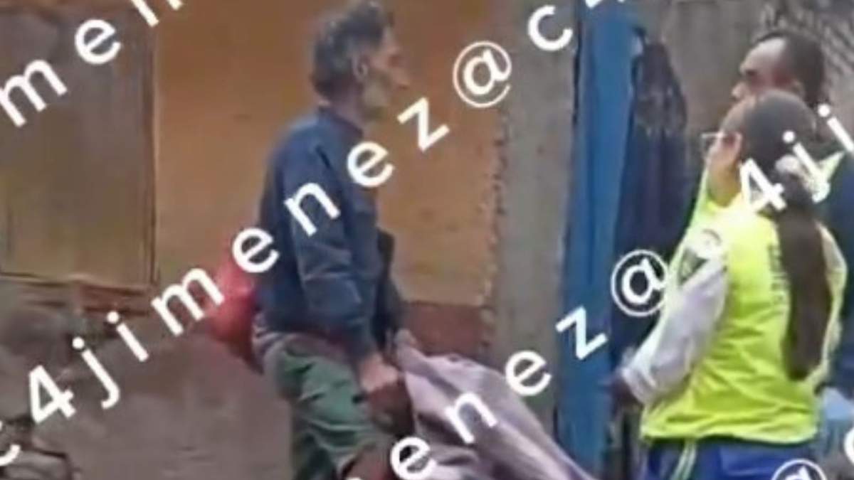 Paramédicos del ERUM confirmaron la muerte de Juanita; su hijo fue detenido tras abandonar la silla de ruedas en la vía pública.