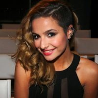 Brenda Asnicar se separó, pero ya parece haber encontrado un nuevo amor ¡Y es un famoso cantante!