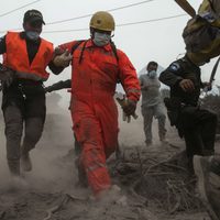 En ascenso, la cifra de víctimas por erupción en Guatemala; van 69 muertos y 300 heridos