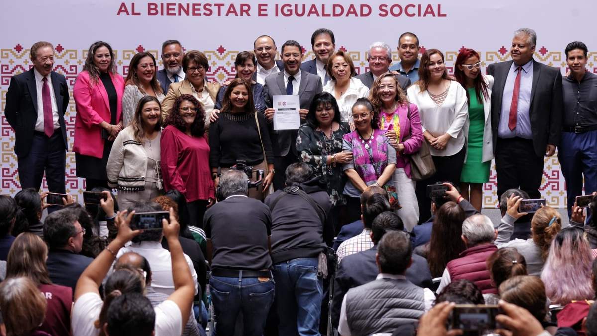 Presentación de la Ley del Derecho al Bienestar e Igualdad Social