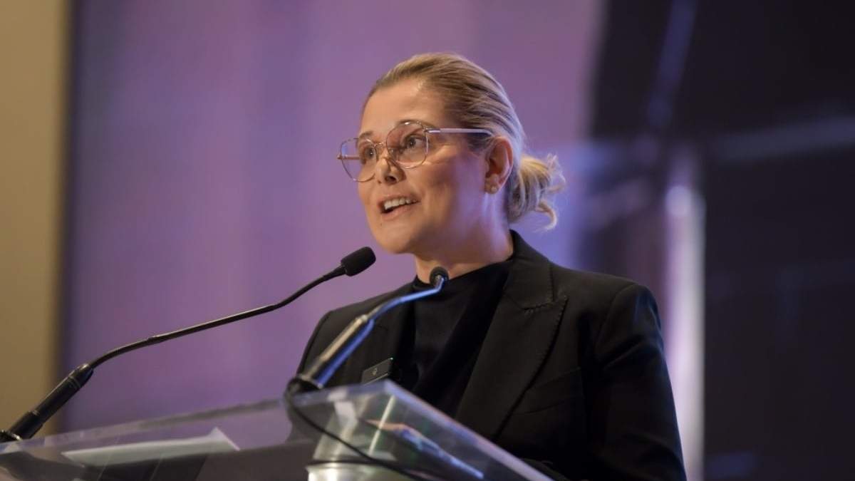 La gobernadora María Eugenia Campos Galván