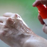 Con el aumento de casos de dengue en el país, empiezan a escasear los repelentes en Neuquén