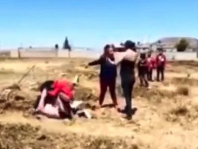 Nueva riña entre estudiantes de secundaria del Edomex; sus familiares también pelean (Video)
