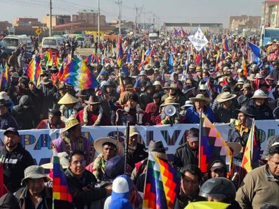 Marcha liderada por Evo Morales ingresa a La Paz en medio de presiones al Gobierno de Luis Arce