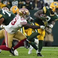 Packers aplastan a los 49ers con tres anotaciones de Josh Jacobs