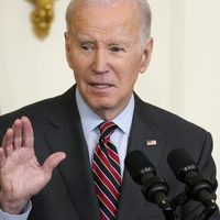 Biden promete 690 millones de dólares para promover la democracia