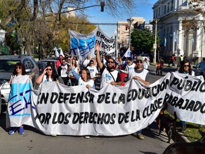UNTER: Rechazan la ampliación de la jornada escolar en Río Negro