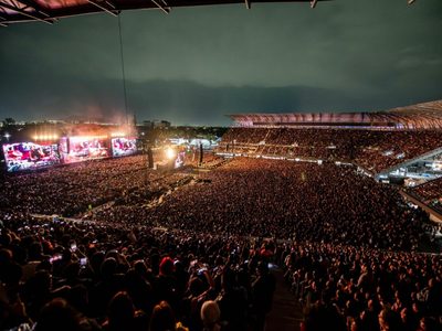 Caifanes, consignas junto a Vivir Quintana ante 65 mil fans (Video)