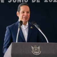 Francisco Domínguez, gobernador de Querétaro, da positivo a covid-19 otra vez