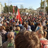 Más marchas en Europa por las nuevas restricciones: en Austria rechazan la vacunación obligatoria