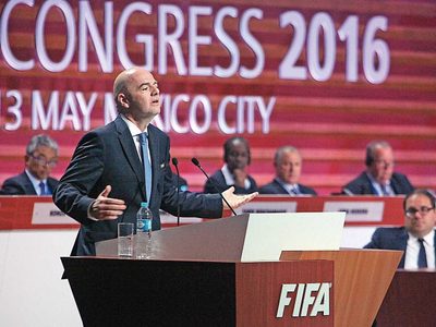 Se va la FIFA, pero deja un "desastre humanitario"