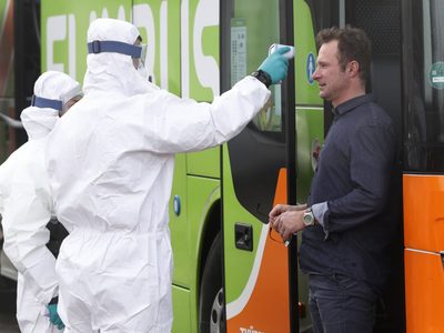 A pesar de los esfuerzos el coronavirus estaría controlado totalmente después de un par de años