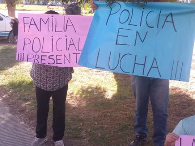 En medio de las protestas, anunciaron mejoras salariales para la Policía de Río Negro