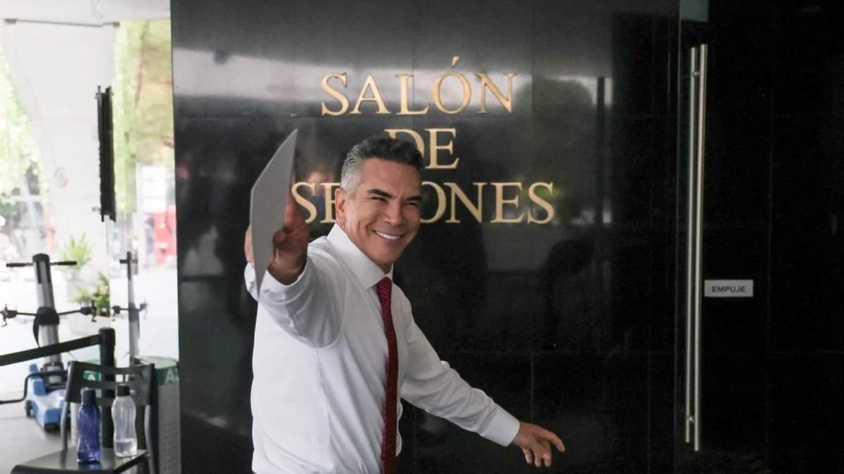 El senador del PRI, Alejandro Moreno