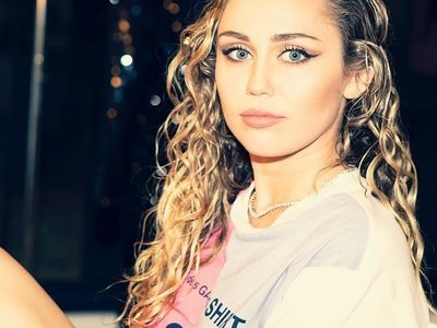 ¡No apto para cardíacos! Miley Cyrus se lo quitó todo y su novio ¡la grabó así! ¡Son un fuego!