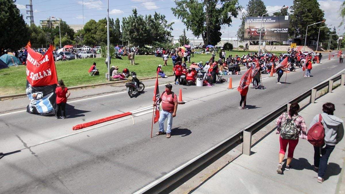 Agrupaciones sociales en Ruta 22. Fuente: (Instagram)