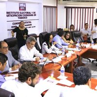 Grupo armado roba cinco paquetes de boletas electorales en Tabasco